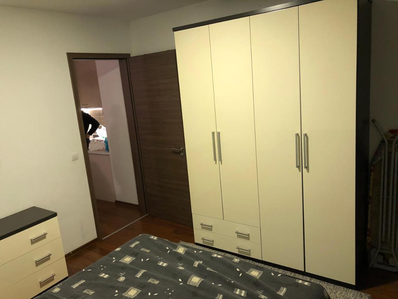 Apartment Prishtina プリシュティナ エクステリア 写真